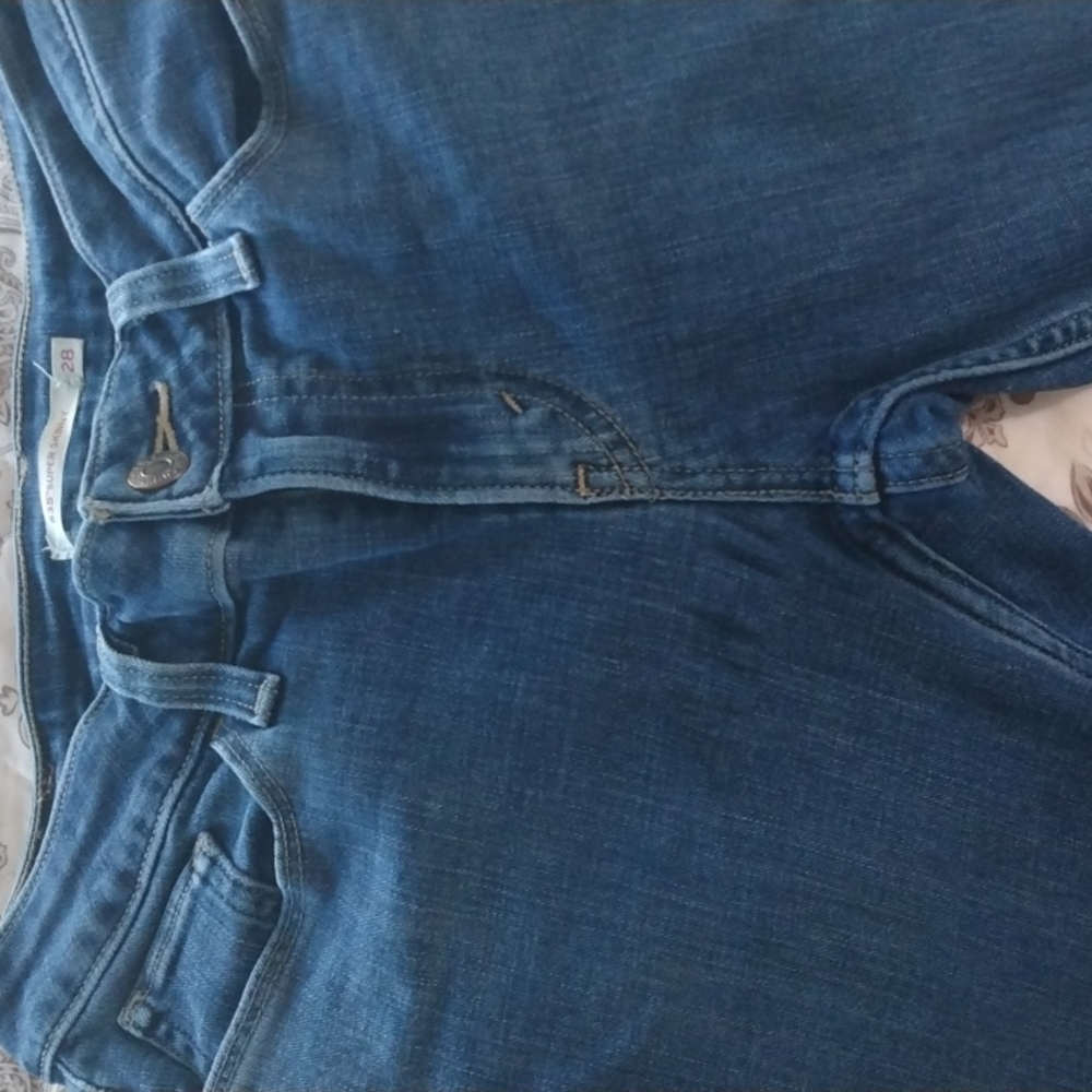 Levi's women's Distressed Skinny Jeans 👖 - Picture 7 of 7